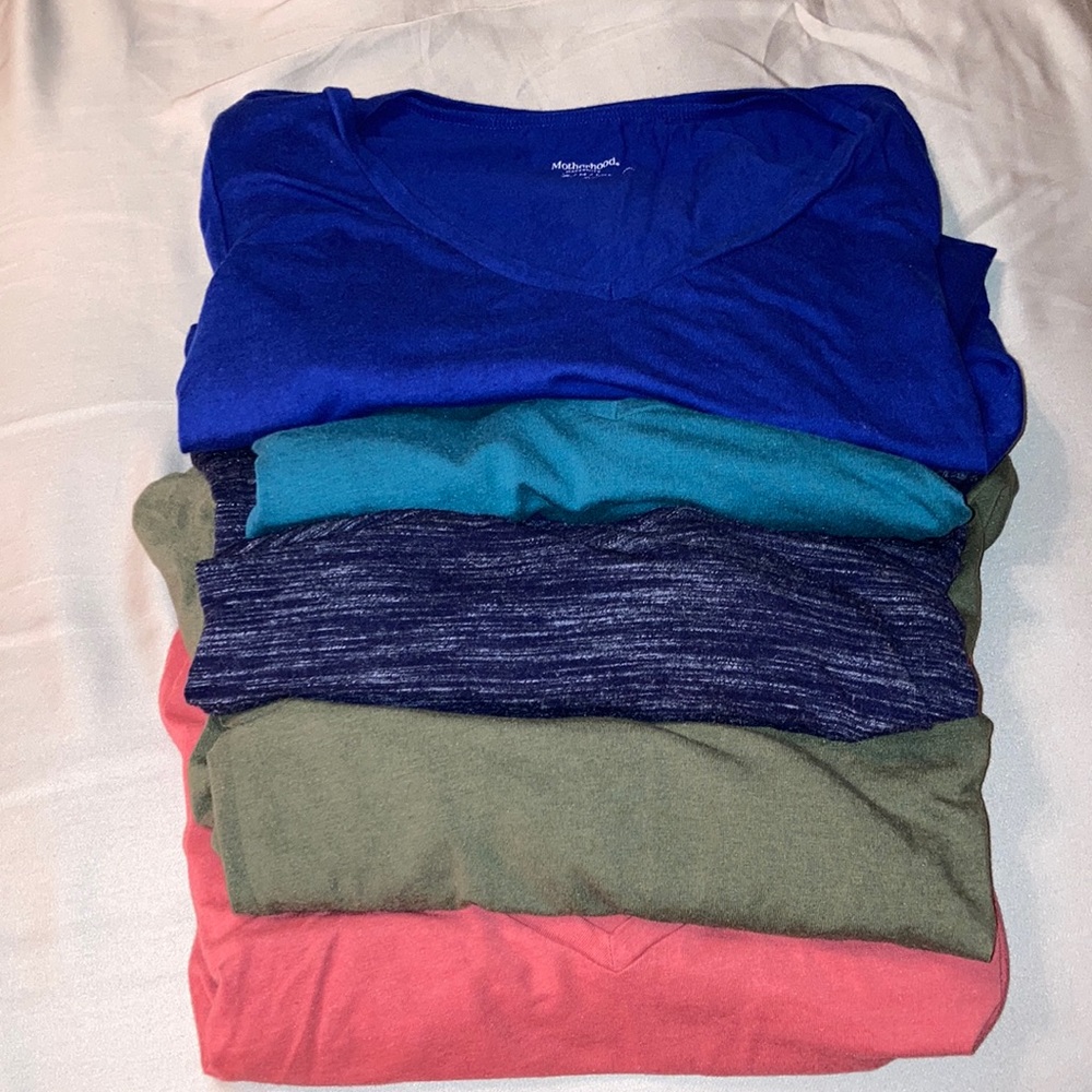 Maternity v neck tshirts